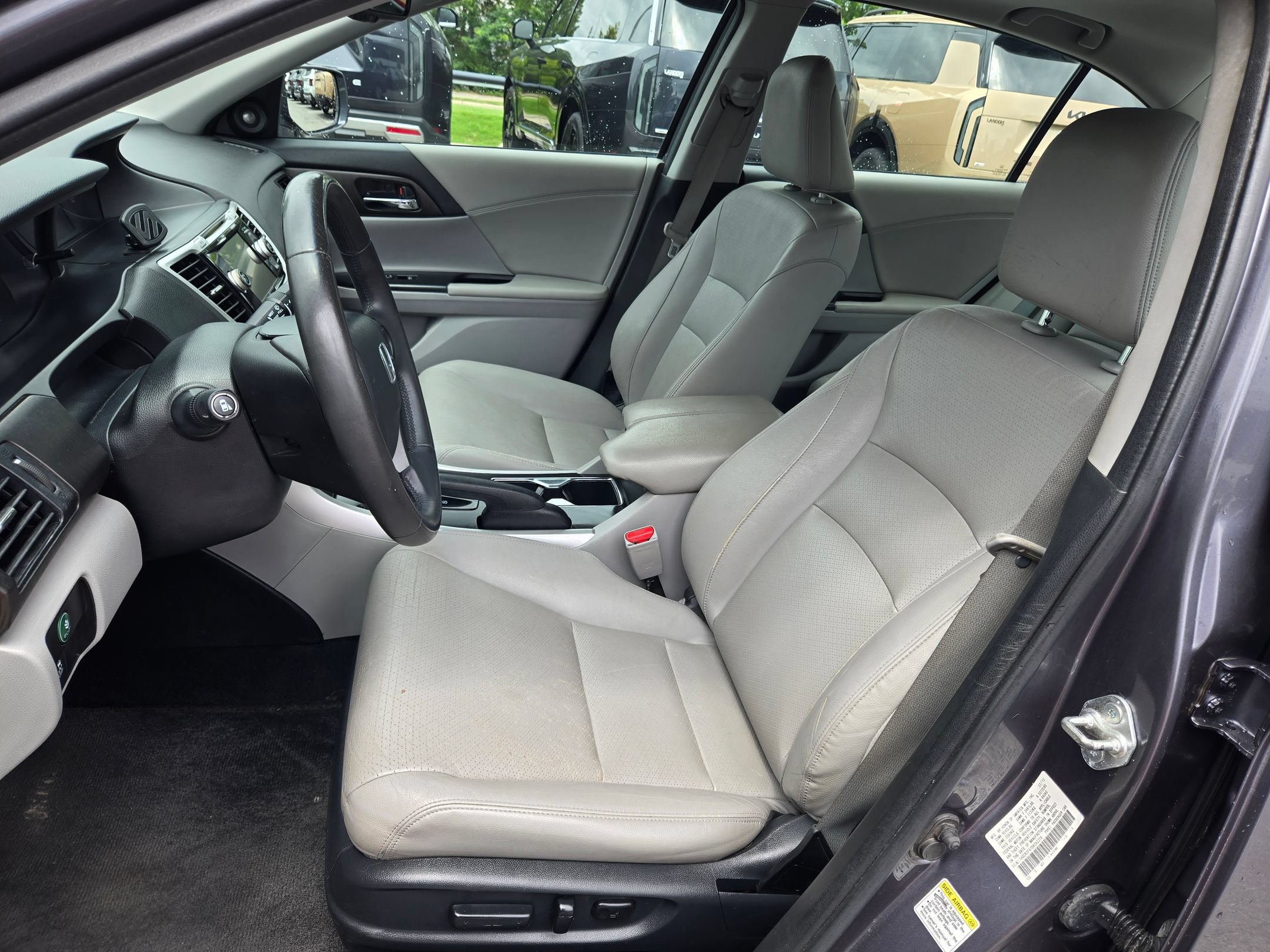 Used 2013 Honda Accord EX-L image 22