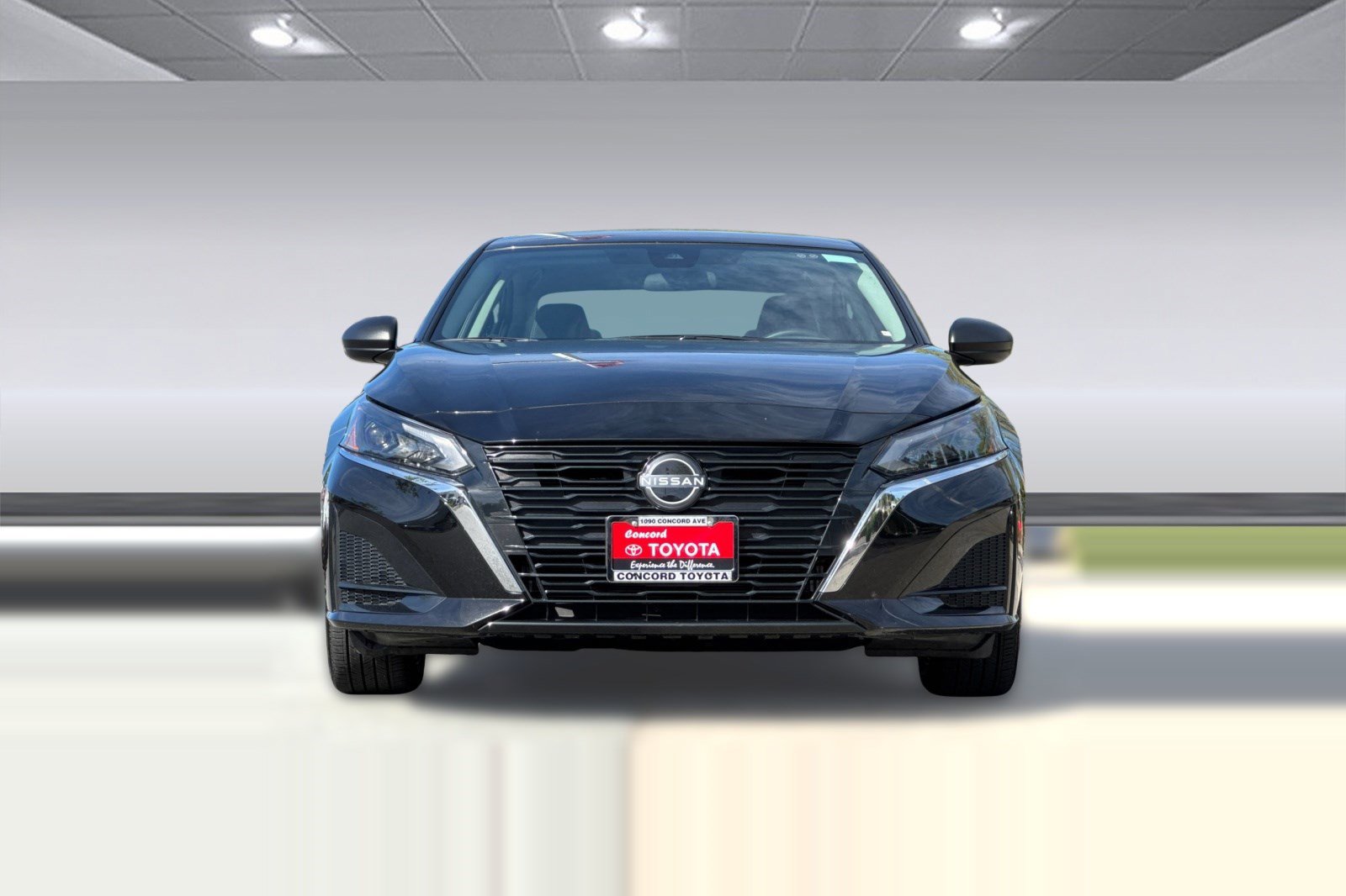 Used 2025 Nissan Altima 2.5 SV image 5