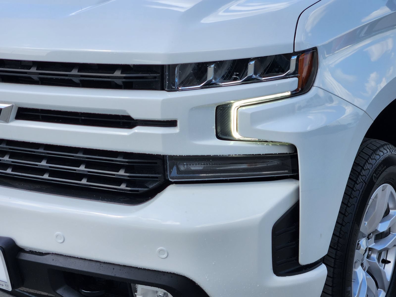Used 2022 Chevrolet Silverado 1500 RST w/ Safety Package AWD/4WD image 9