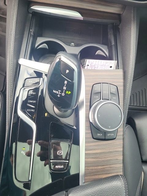 Used 2021 BMW 540i xDrive w/ M Sport Package image 15