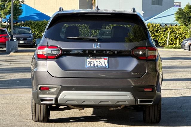 Certified 2023 Honda Pilot Touring image 5