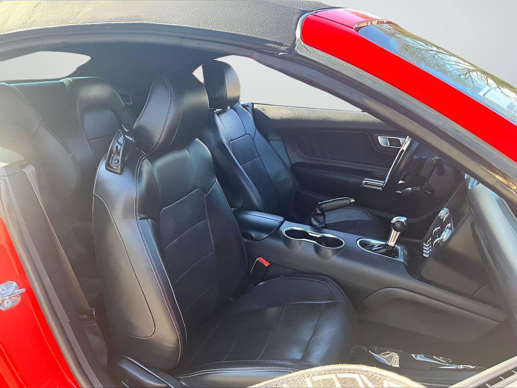 Used 2020 Ford Mustang Premium image 17