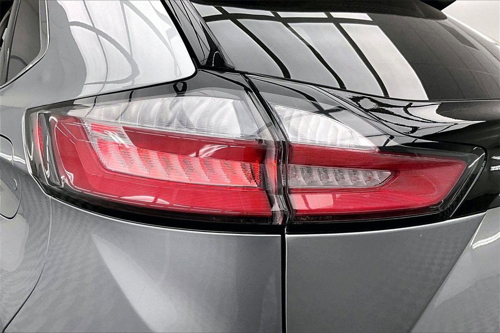 Used 2022 Ford Edge SEL w/ Convenience Package image 30
