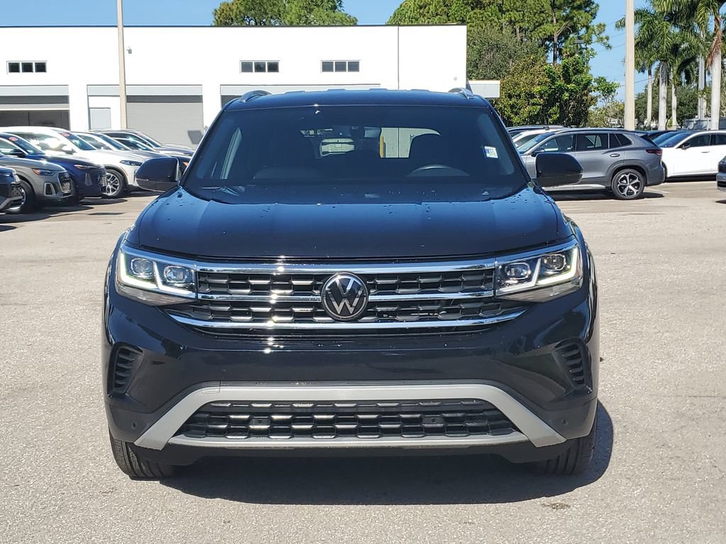 Certified 2023 Volkswagen Atlas Cross Sport SE w/ Black Wheel Package FWD image 10