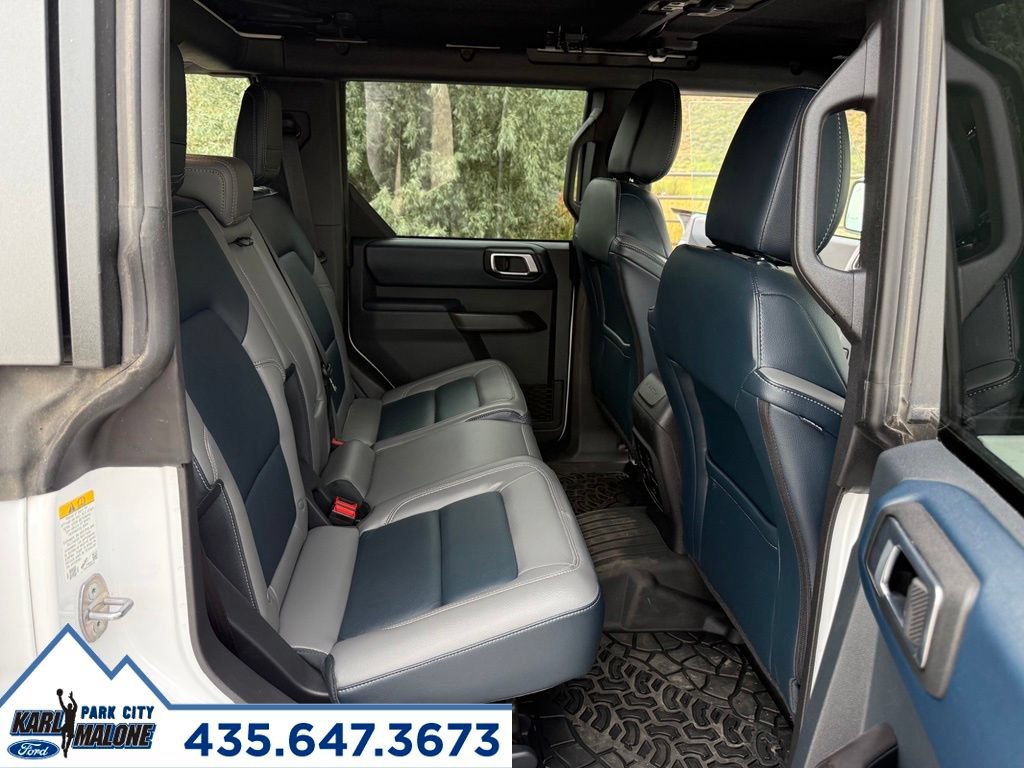Used 2024 Ford Bronco Outer Banks AWD/4WD image 32