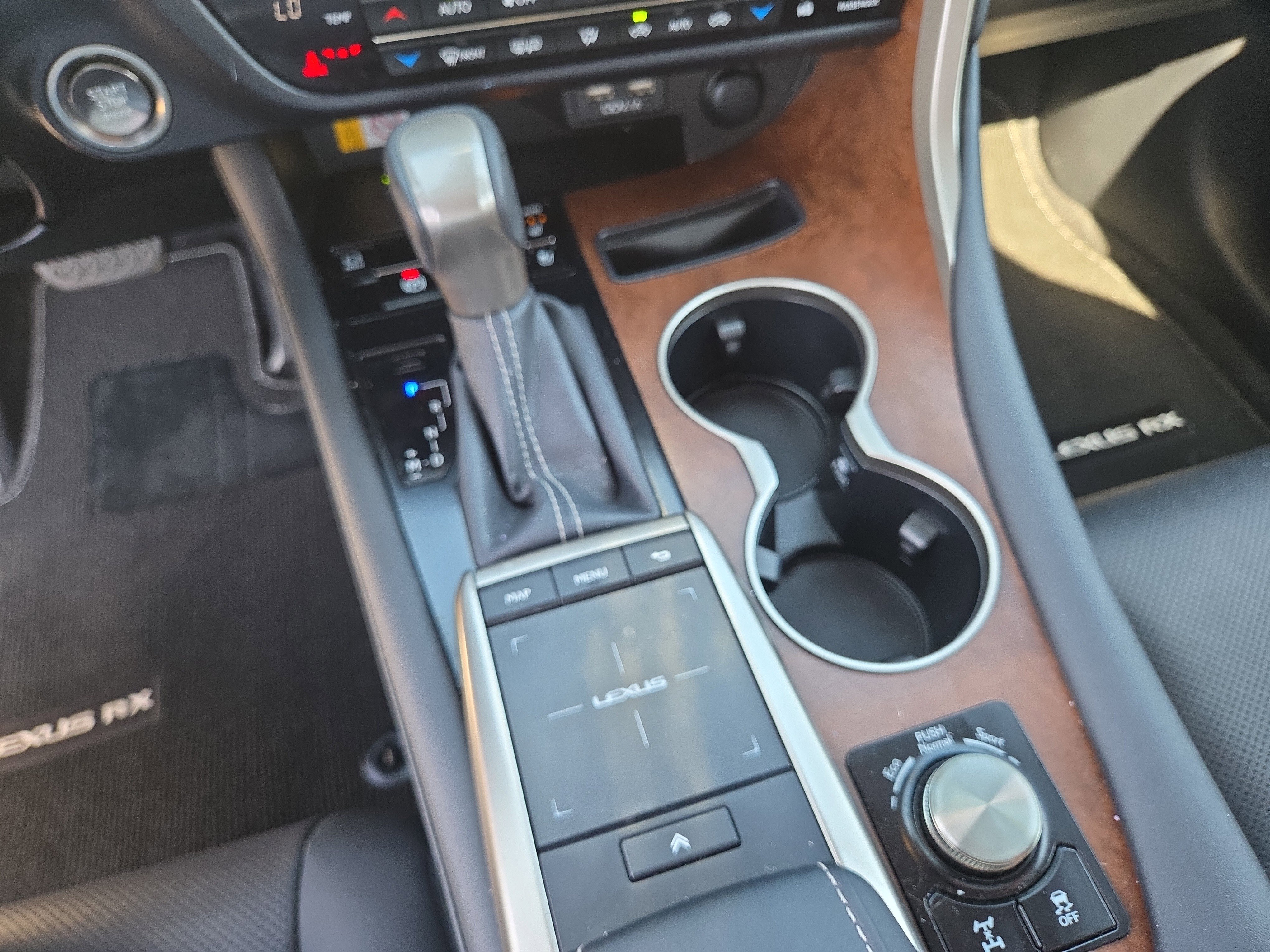 Certified 2022 Lexus RX 350L Premium w/ Premium Package image 31