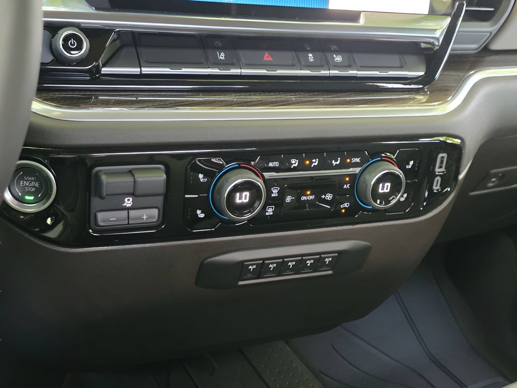 New 2026 Chevrolet Silverado 3500 LT w/ Convenience Package AWD/4WD image 22