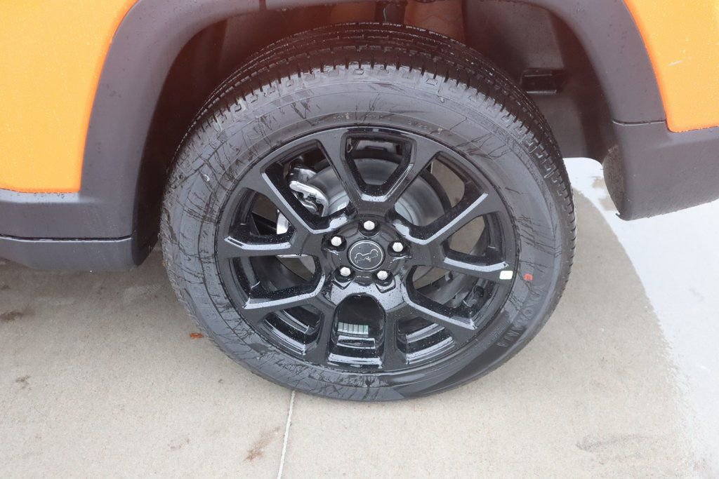 New 2026 Jeep Compass Latitude image 18