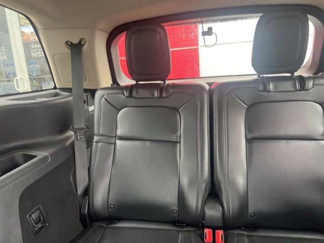 Used 2023 Lincoln Aviator Reserve w/ Equipment Group 201A image 8