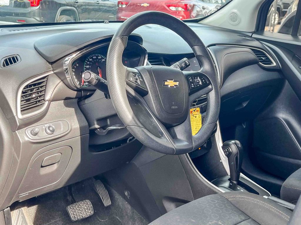 Used 2020 Chevrolet Trax LS w/ Tint and Cruise Package image 8