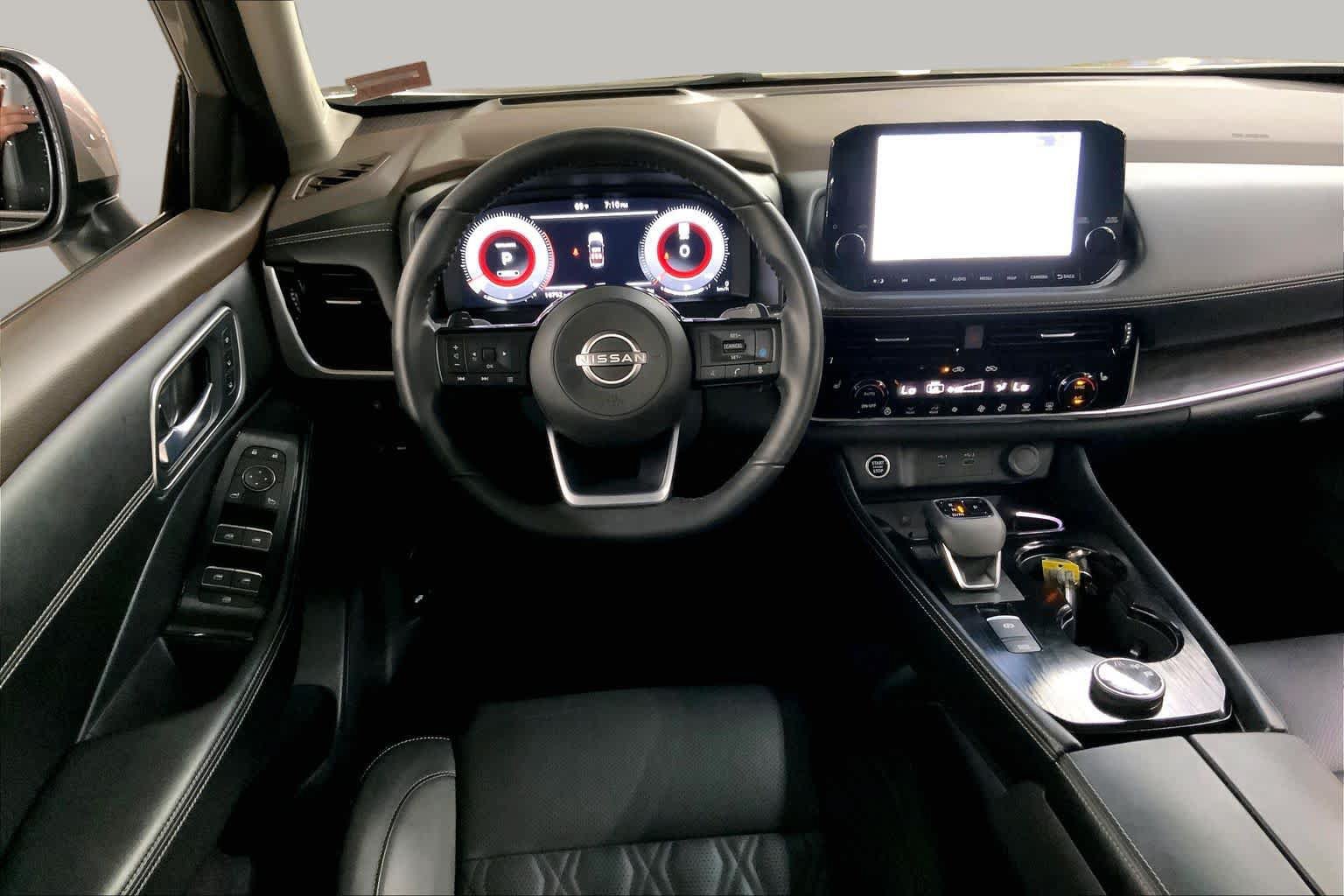Used 2023 Nissan Rogue Platinum w/ Platinum Premium Package AWD/4WD image 6