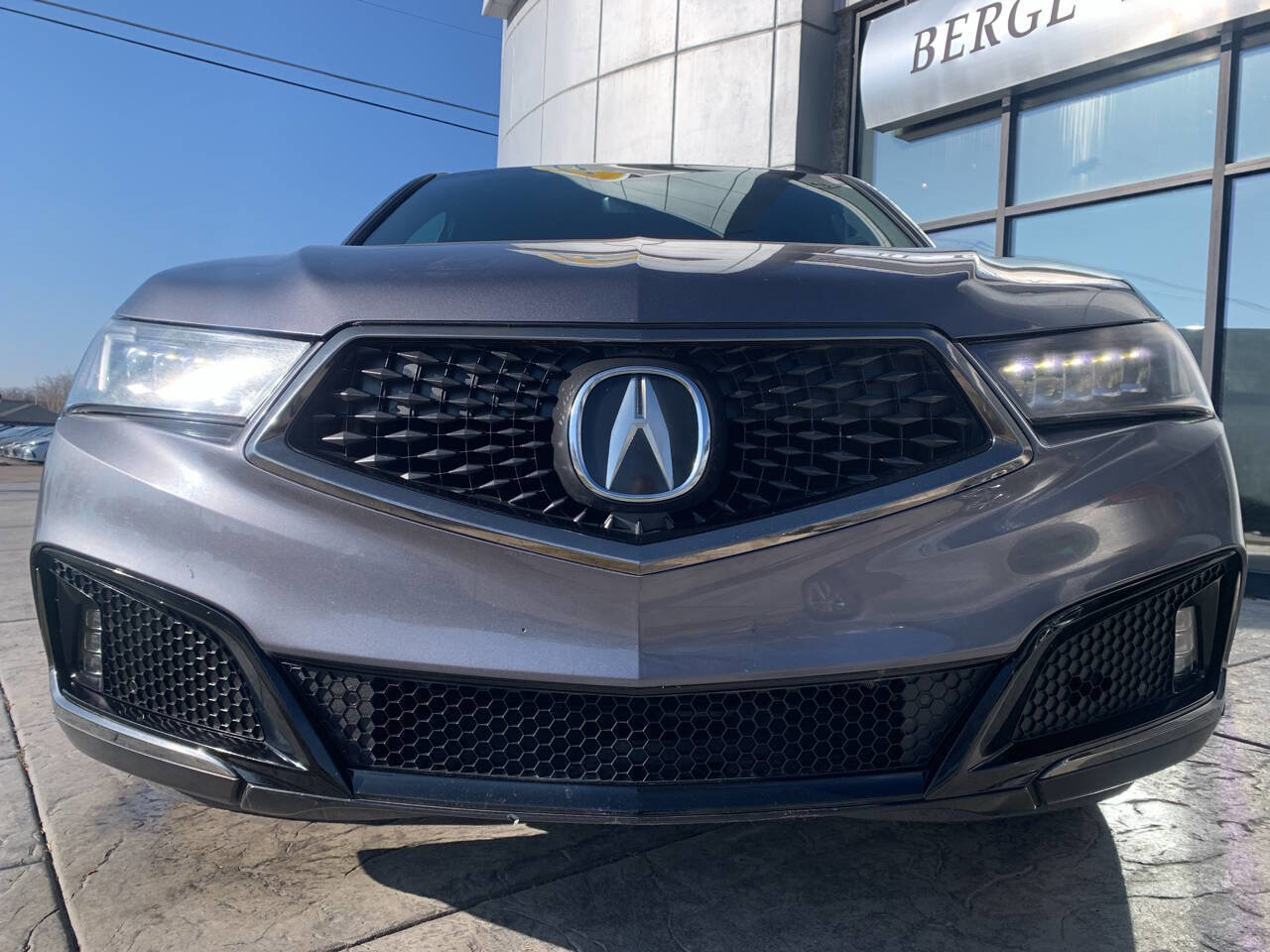 Used 2020 Acura MDX A-Spec image 2