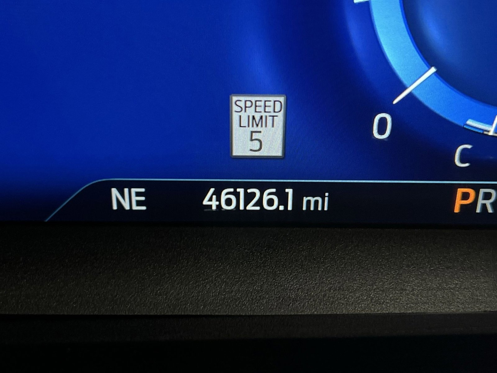 Used 2021 Ford Explorer King Ranch w/ Premium Technology Package image 17