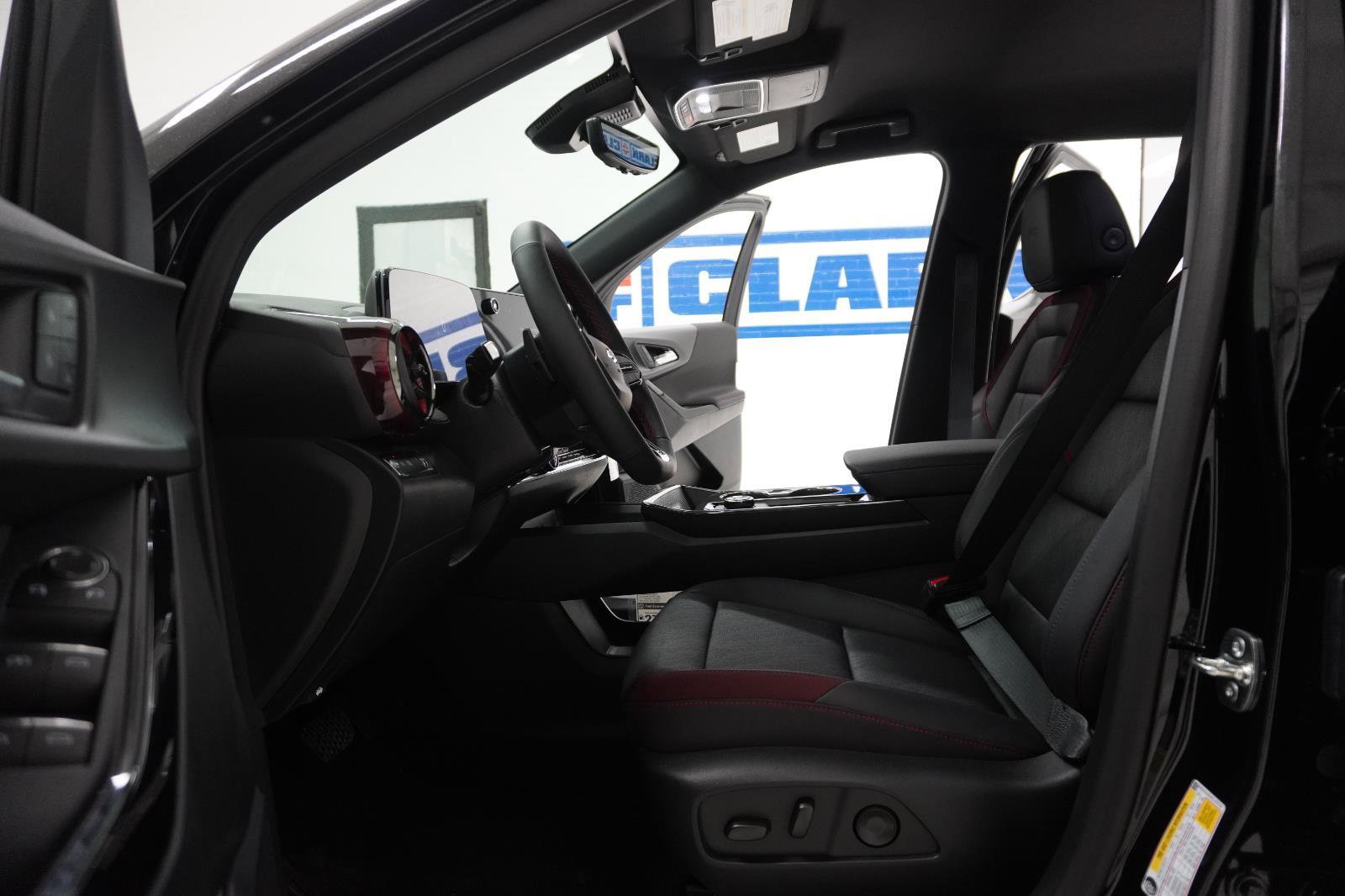 New 2026 Chevrolet Equinox RS w/ Convenience Package III image 17