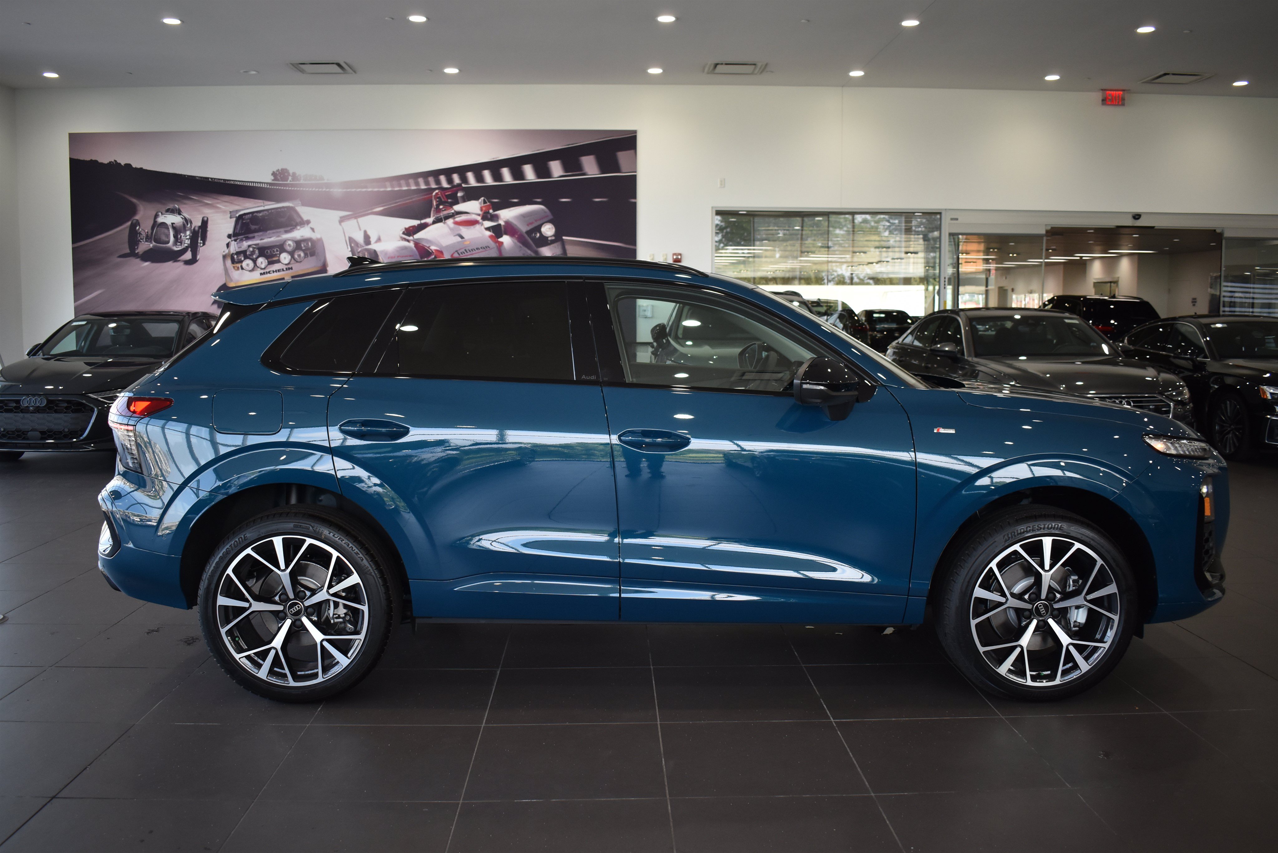 New 2026 Audi Q3 quattro 2.0T AWD/4WD image 8