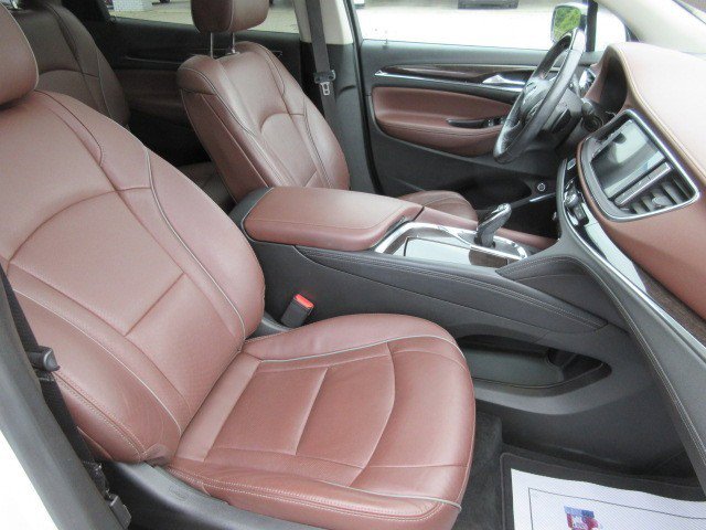 Used 2021 Buick Enclave Avenir w/ Avenir Technology Package image 13