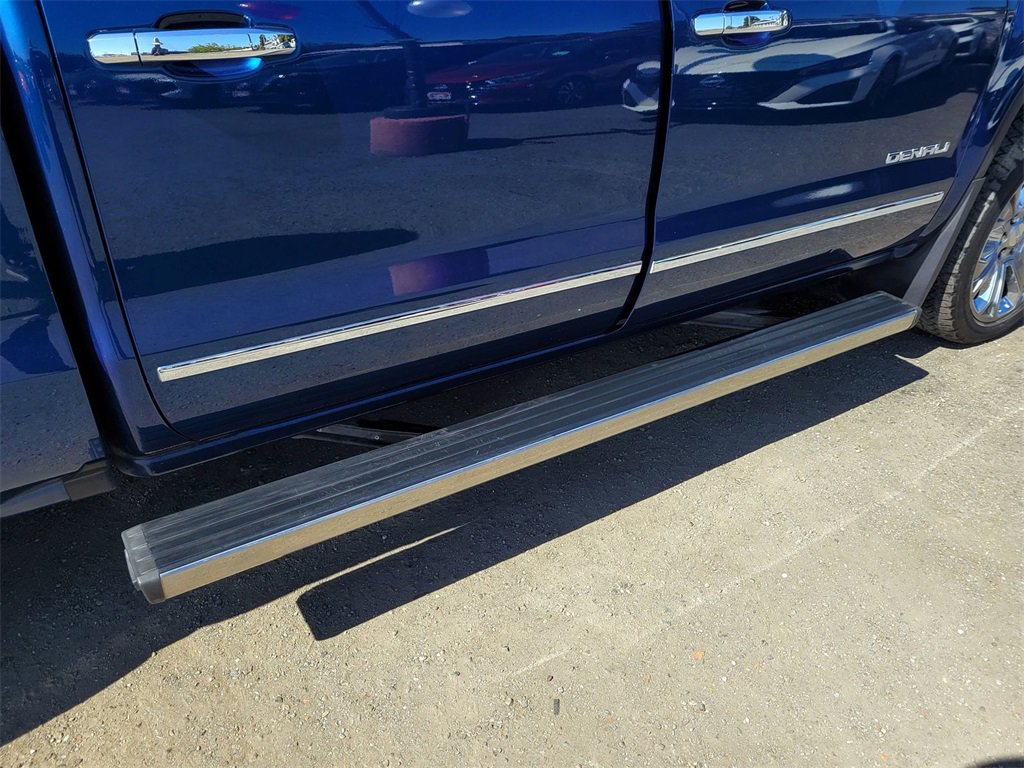 Used 2017 GMC Sierra 1500 Denali w/ Denali Ultimate Package image 9