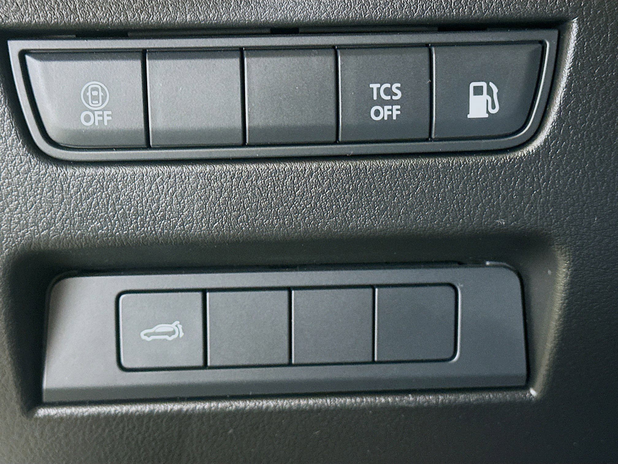 Used 2024 MAZDA CX-90 Plug-In Hybrid w/ Preferred image 17