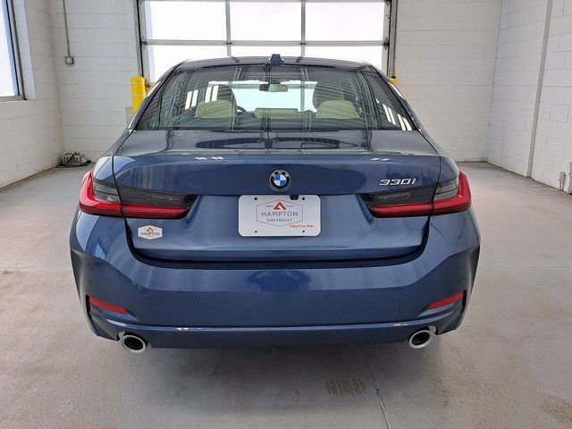 Used 2025 BMW 330i Sedan image 6