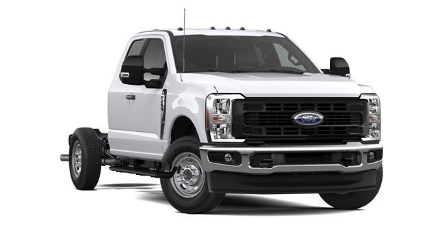 New 2026 Ford F250 XL w/ XL Chrome Package AWD/4WD image 4