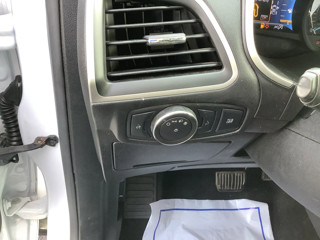 Used 2021 Ford Edge SE FWD image 12
