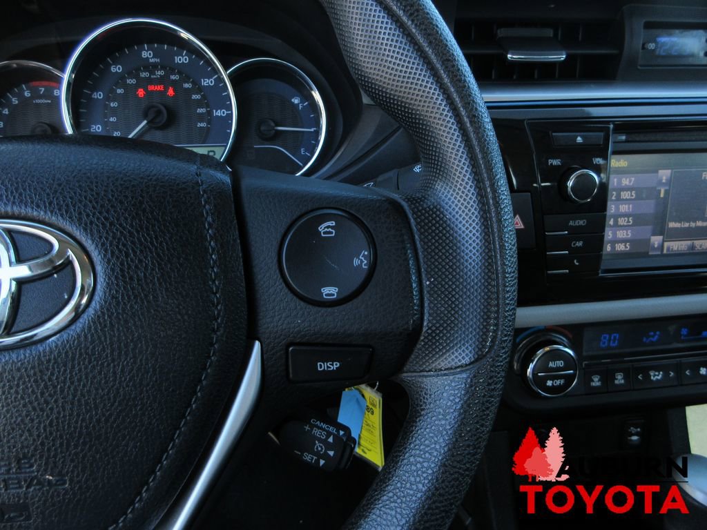 Used 2014 Toyota Corolla LE image 12