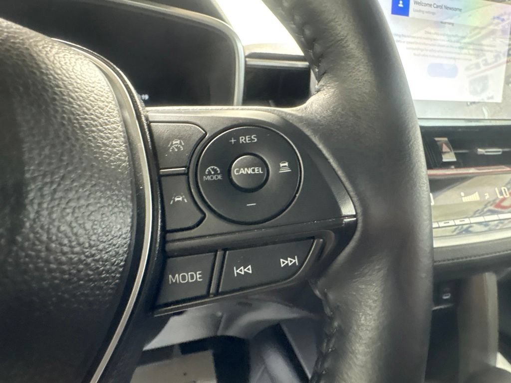 Used 2024 Toyota Corolla Cross XLE w/ Convenience Package AWD/4WD image 30