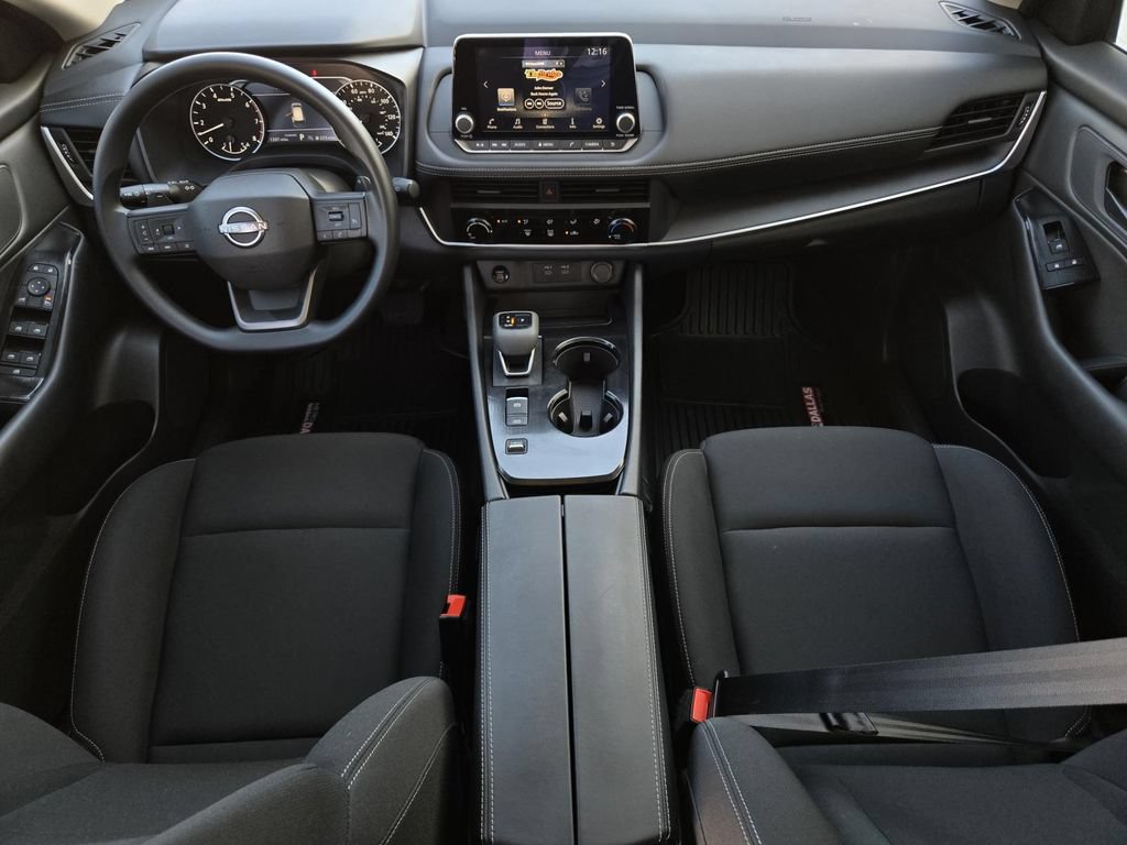 Used 2026 Nissan Rogue S FWD image 14
