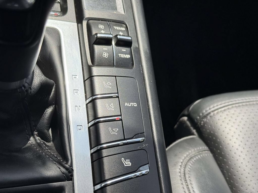 Used 2019 Porsche Macan S AWD/4WD image 28