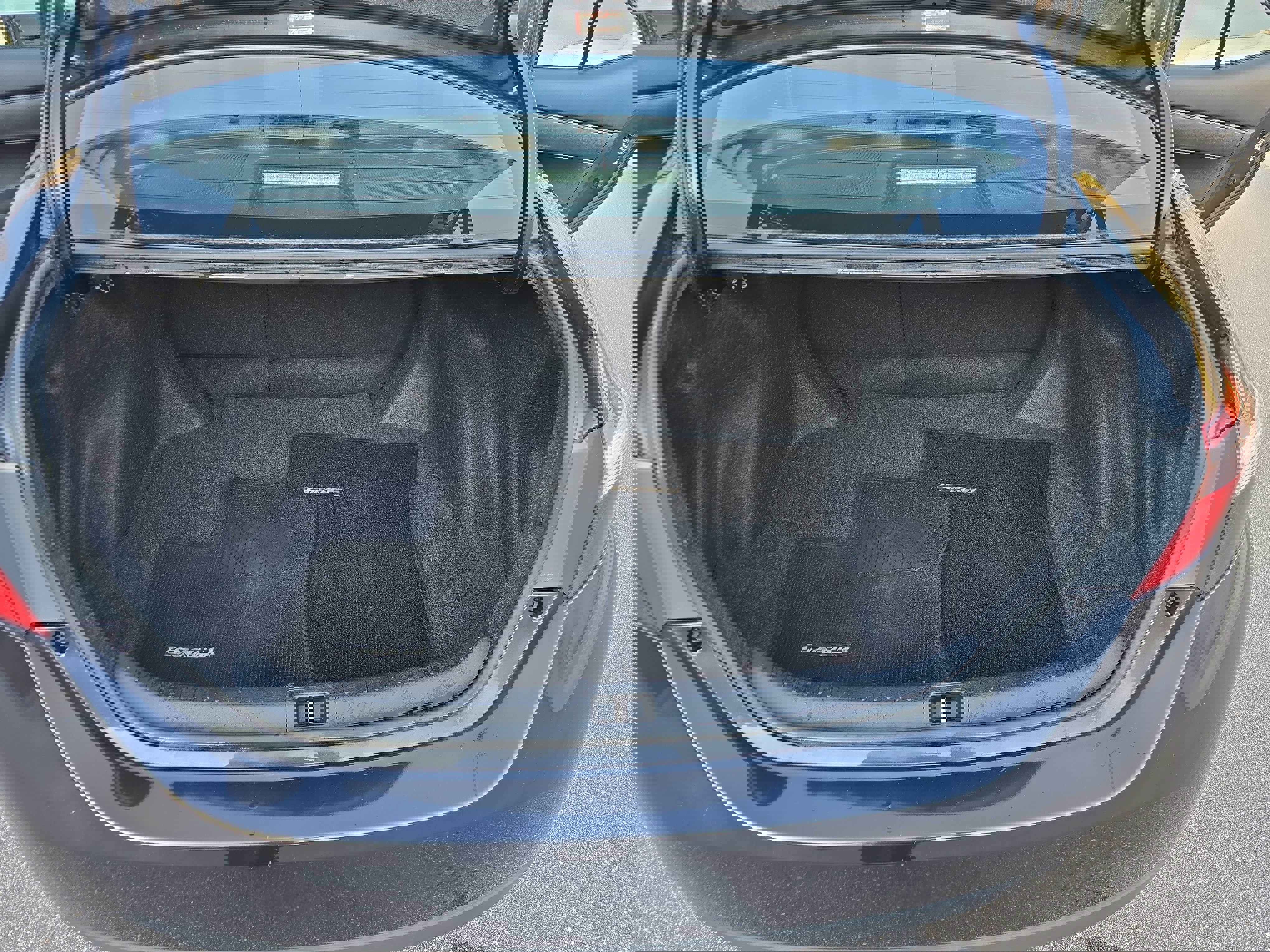 Used 2019 Toyota Corolla LE image 12