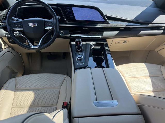 Certified 2024 Cadillac Escalade Premium Luxury w/ LPO, Floor Liner Package AWD/4WD image 13