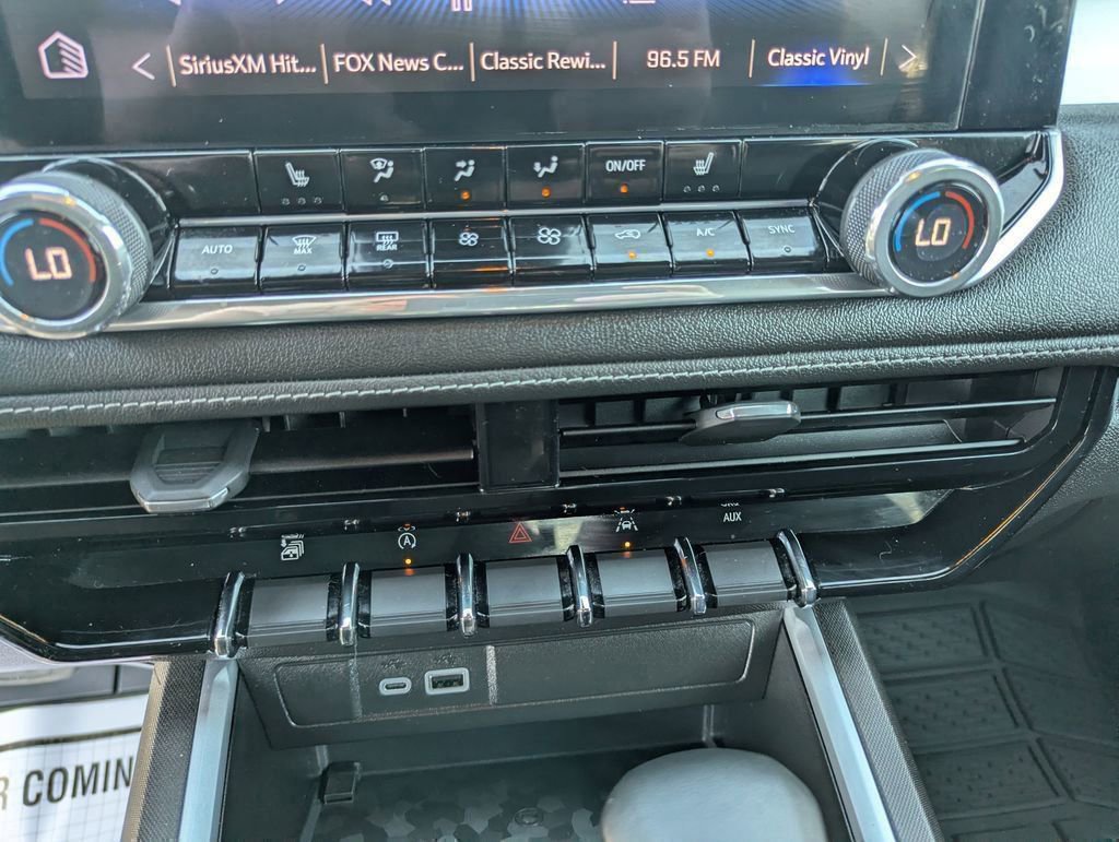 Used 2024 Chevrolet Colorado LT w/ LT Convenience Package III image 22