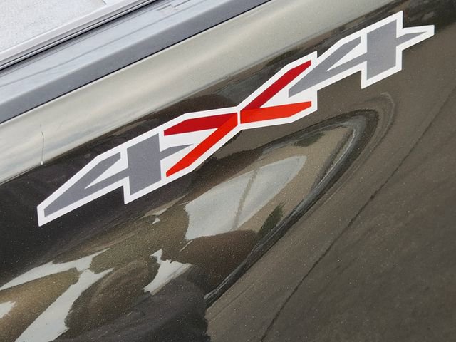 Used 2022 Chevrolet Silverado 2500 Custom w/ Custom Value Package AWD/4WD image 12