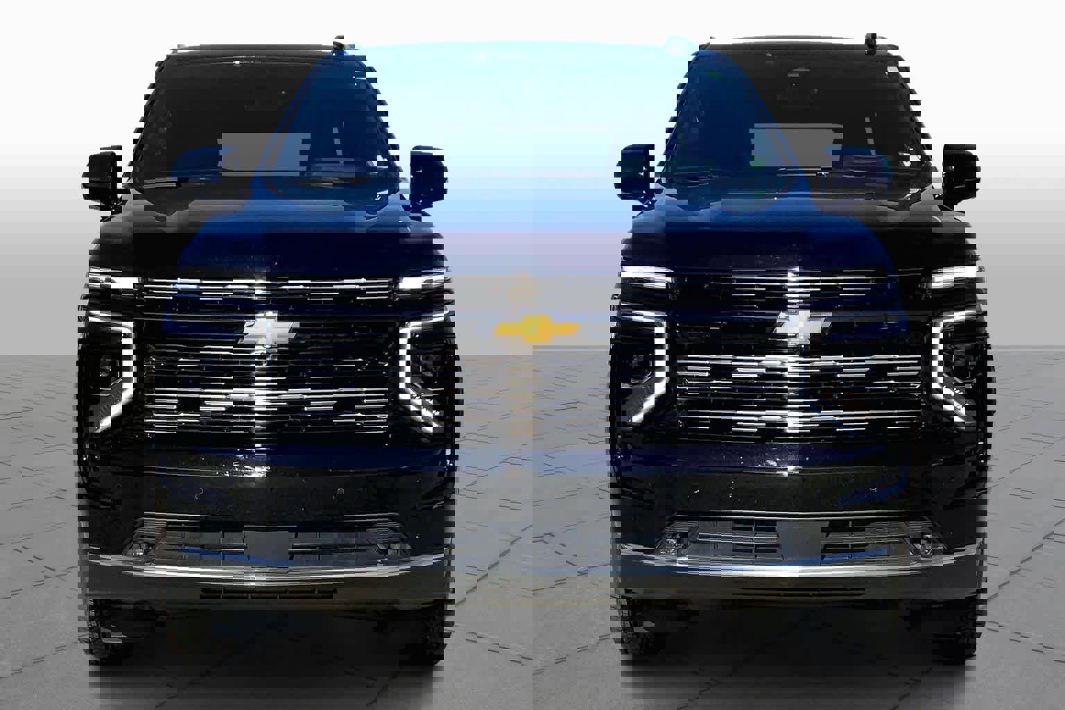 Used 2025 Chevrolet Tahoe High Country w/ Sun And Tow Package image 2