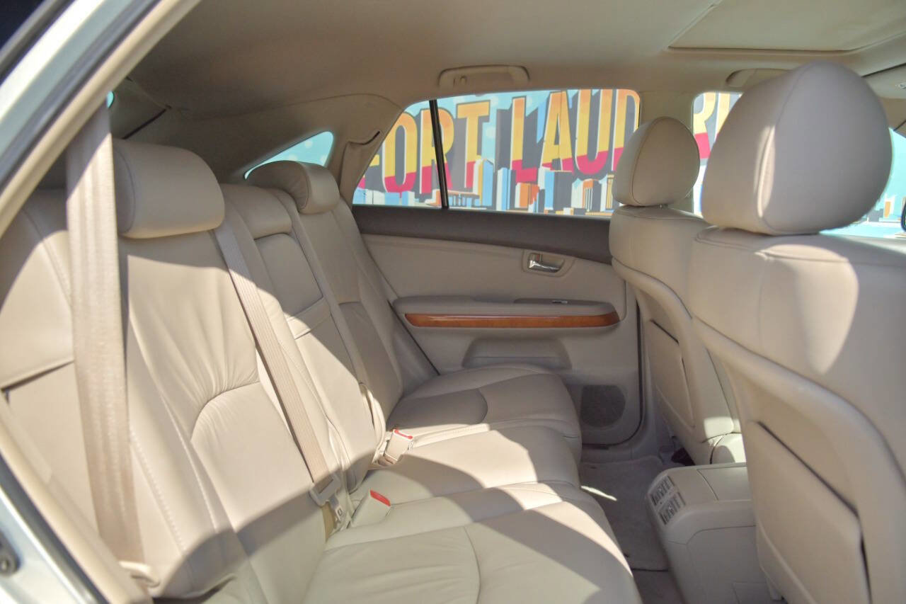 Used 2005 Lexus RX 330 image 40