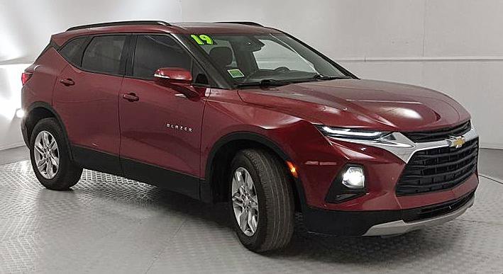 Used 2019 Chevrolet Blazer LT image 1