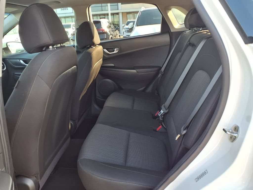 Used 2022 Hyundai Kona SEL w/ Convenience Package FWD image 17