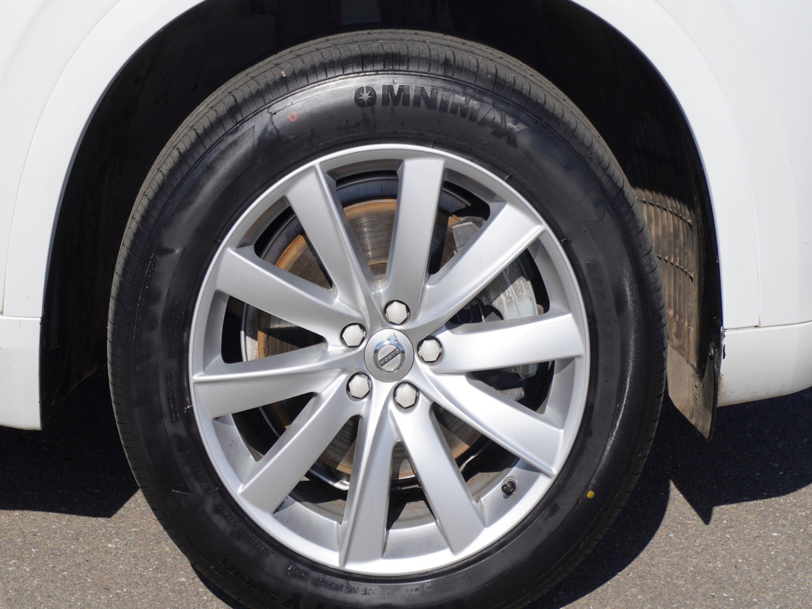 Used 2016 Volvo XC90 T6 Momentum image 5