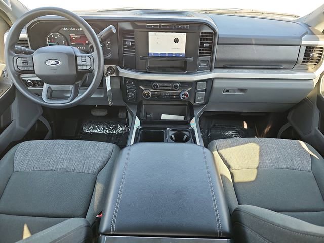 Used 2023 Ford F250 XLT w/ FX4 Off-Road Package image 9