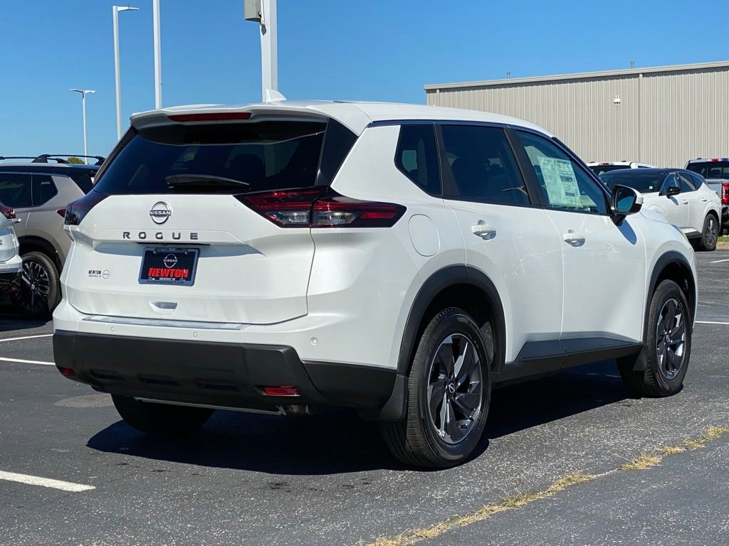 New 2026 Nissan Rogue SV image 4
