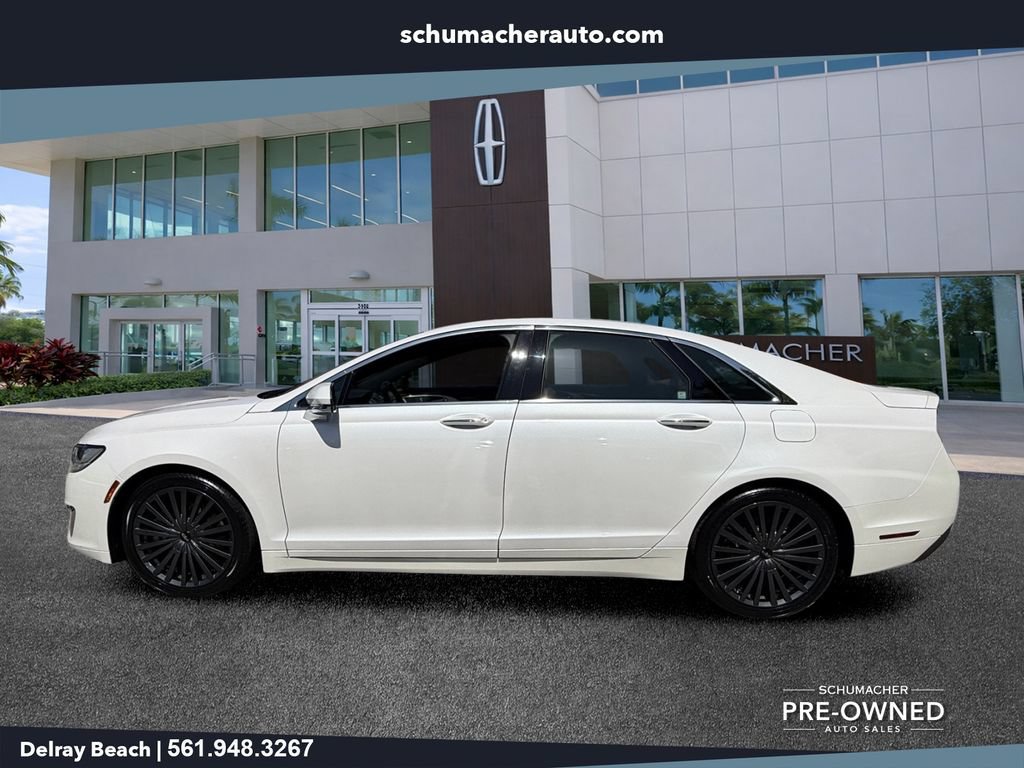 Used 2017 Lincoln MKZ Reserve FWD image 4