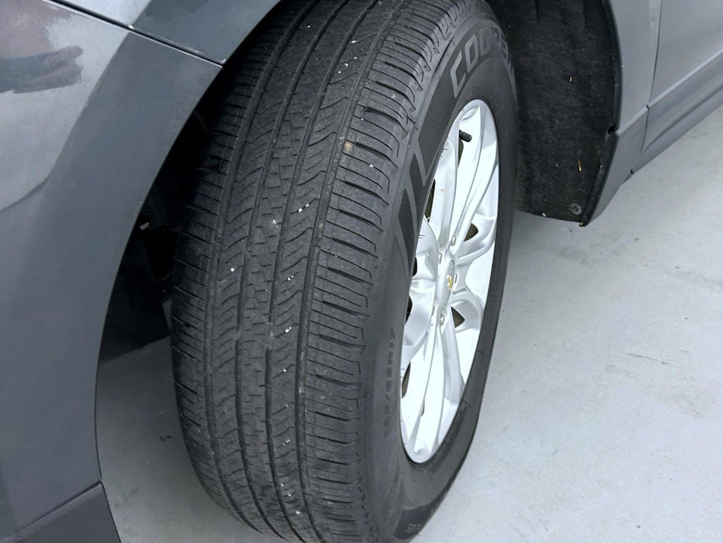 Used 2020 Chevrolet Equinox LT AWD/4WD image 24