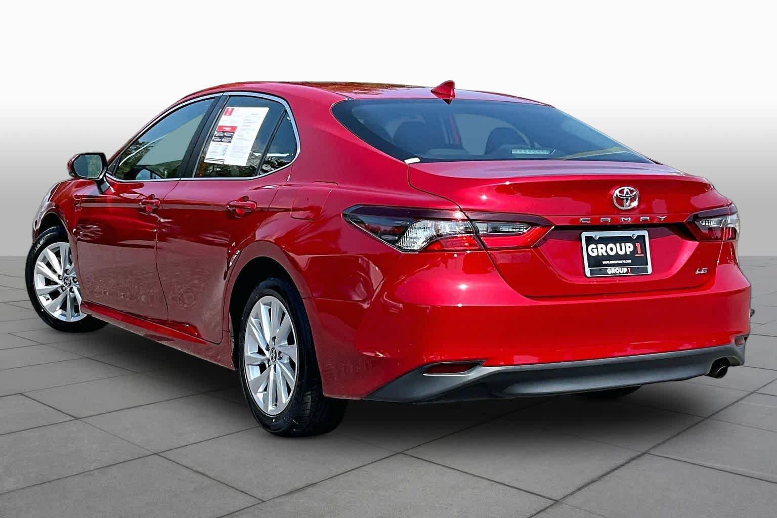 Used 2023 Toyota Camry LE w/ Convenience Package FWD image 12