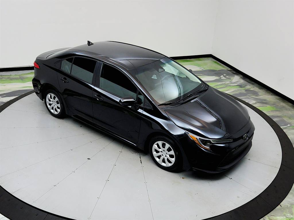 Used 2026 Toyota Corolla LE FWD image 33