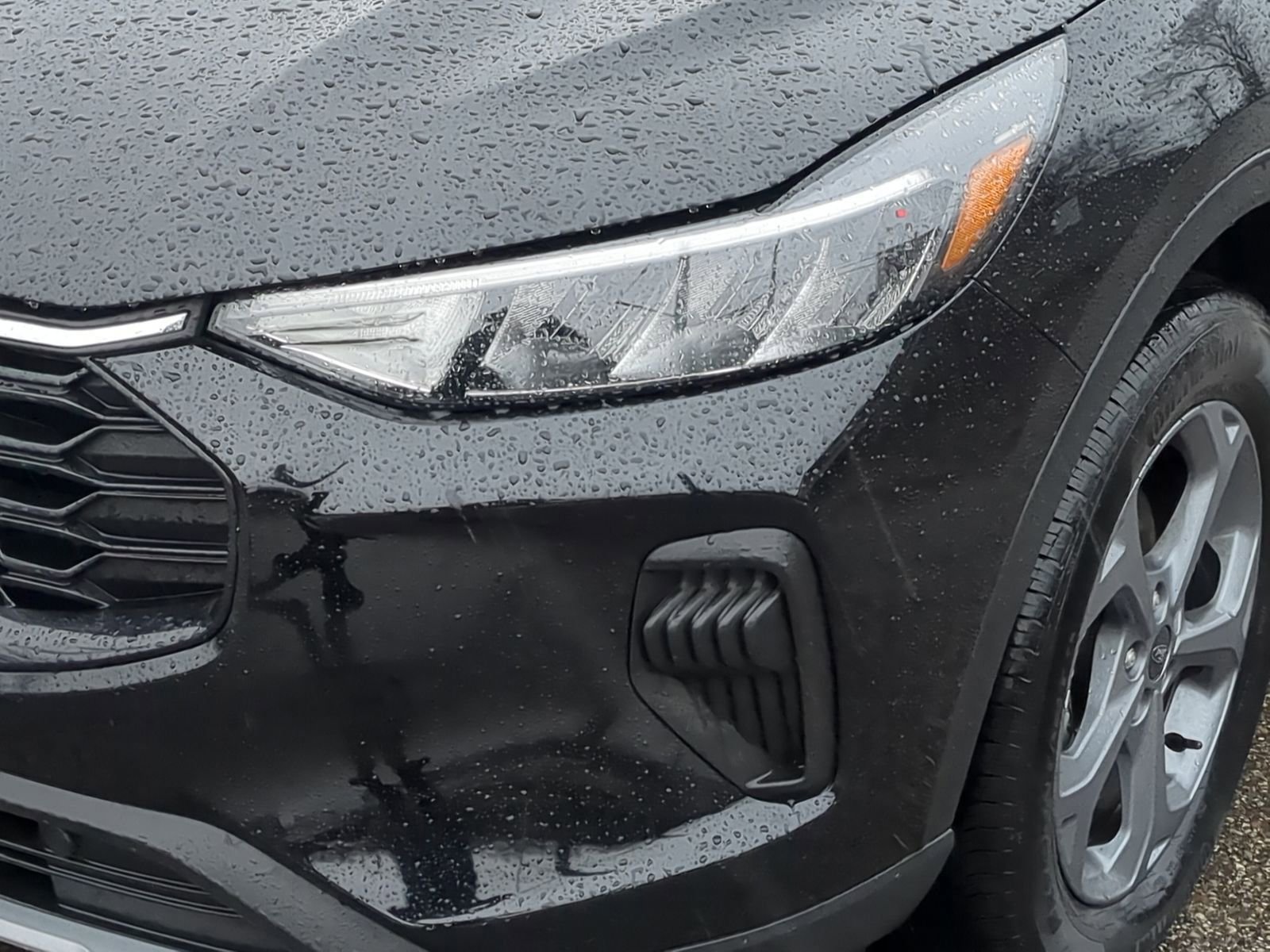 Used 2025 Ford Escape ST-Line image 14