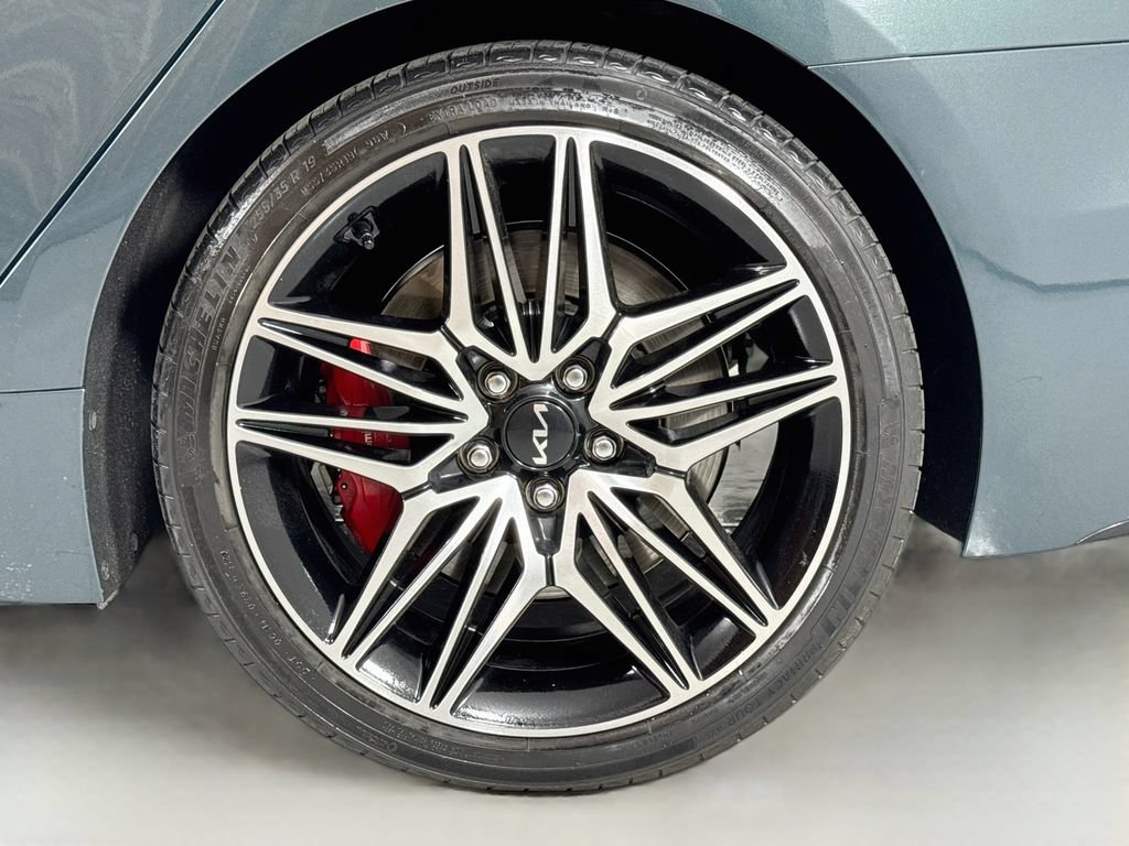 Used 2022 Kia Stinger GT2 AWD/4WD image 9