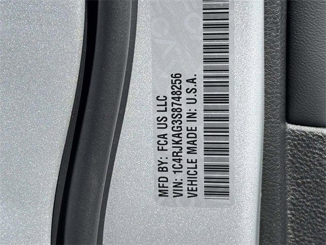 New 2025 Jeep Grand Cherokee L Laredo w/ Luxury Tech Group I image 26