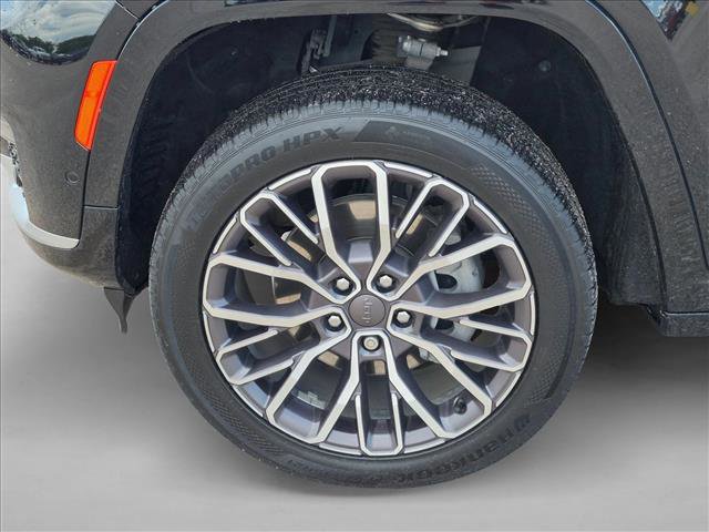 Used 2021 Jeep Grand Cherokee L Summit AWD/4WD image 10