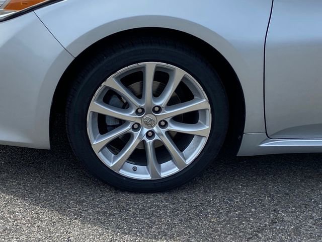 Used 2014 Toyota Avalon Limited FWD image 9