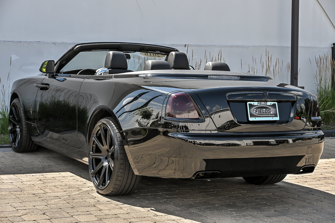 Used 2016 Rolls-Royce Dawn RWD image 11